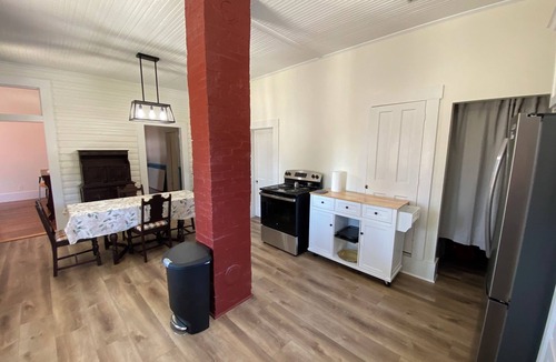 Rogers House | 3-bedroom farmhouse on 2 acres.