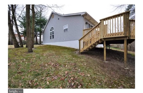 Sicklerville House | 3-bedroom house in brilliant Winslow Township with WiFi, AC