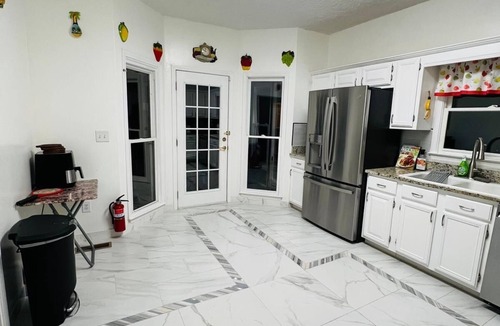 Dallas House | 3-bedroom house in beautiful Dallas with cool AC and charm