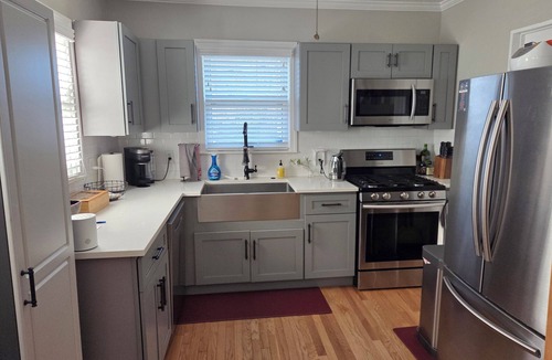 Benson House | 3-bedroom house in beautiful Omaha with cozy living spaces