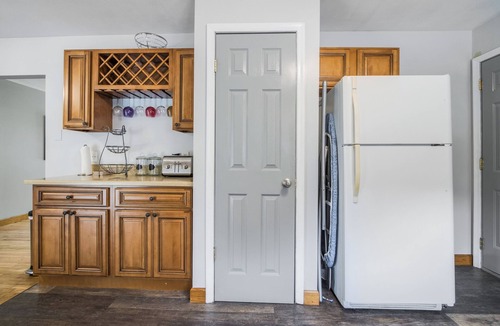Harbeson House | 3-bedroom house with a pool, 8 miles to beaches. Quick trip to local attractions