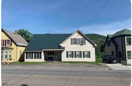 Proctorsville Apartment | 3-bedroom Proctorsville apartment, 10 min from Okemo, on Black River, great view
