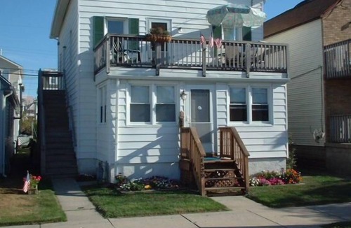 North End House | 3 Bedroom Sleeps 7 Near Beach and Boardwalk