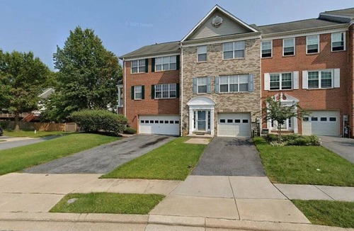Owings Mills House | 3-bedroom Townhouse in beautiful Owings Mills with a garage