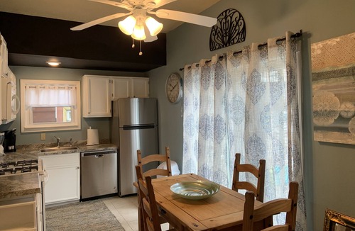 Ocean Grove House | 3 Br Apartment with amazing ocean and lake views