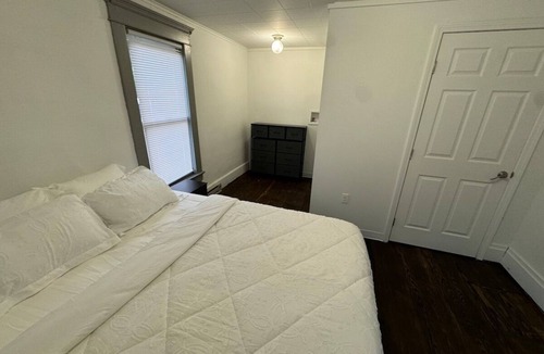Morgantown Apartment | 3- Cozy Private Apartment .6mi to High St/Bus route