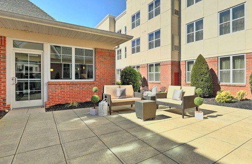 Woodbridge Bed & Breakfast | 30 Min to NYC | Studio King Suite | Woodbridge Stay