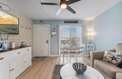 North Wildwood Apartment | 301 Ocean Ave, Unit 305 - The Harbor Light