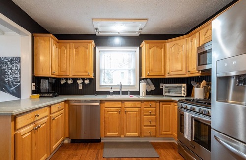 Woodstock Cottage | 306 Jason Court, Woodstock