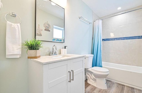 Wildwood Apartment | 318 E Youngs Ave Unit 6 Salty Shore Serenity Beachside Bliss