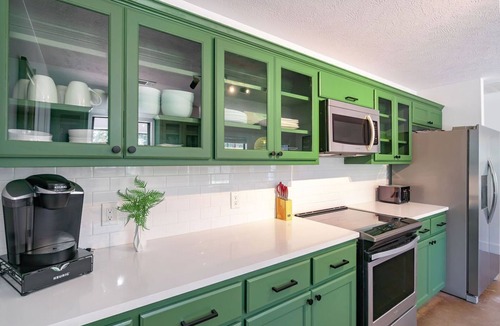 Lee County House | 3Bd/2Ba Home with Guesthouse on 5 Acres w/Starlink Internet-15 Min to Snow's BBQ