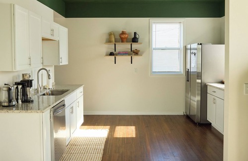 Southeast Omaha House | 3BR 2.5BA Townhome near CWS, Zoo & Old Market, Sleeps 8 + Parking