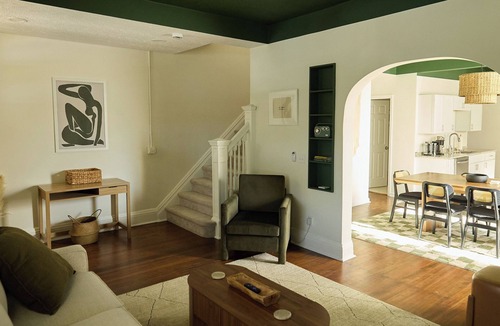 Southeast Omaha House | 3BR 2.5BA Townhome near CWS, Zoo & Old Market, Sleeps 8 + Parking