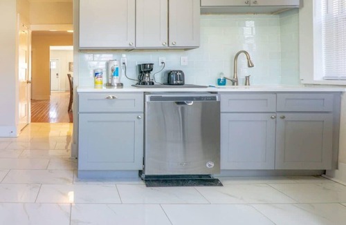 Tower Grove East House | 3BR-2BA Townhome TGE Neighborhood ABODEbucks