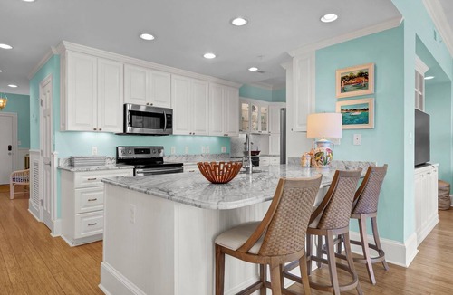 Shell Island Condo | 3BR/3BA Dune Ridge Condo with Elevator, Pool & Ocean Views