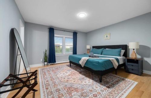 Southeast Yonkers Apartment | 3BR Apt Near Train Balcony Yonkers