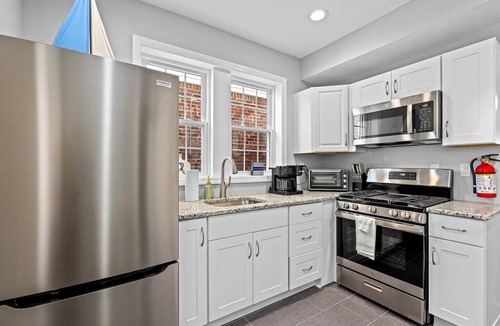 Ventnor City Apartment | 3br Newly Renovated Beach House Sleeps 10