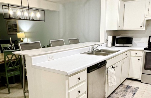 Palmetto Dunes Villa | 3BR villa on fabulous Hilton Head Island - Easy Walk to Beach, Golf & Tennis