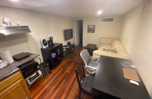 Williamsburg Apartment | 3D - Lovely