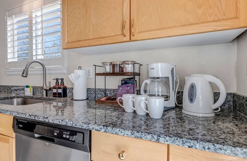 Northwest Arvada House | 4 Bed | 3 Bath | Parking* Shuffleboard &more