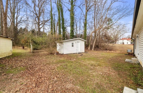 Roxboro House | 4 bedroom 2 bath home in the center for Roxboro