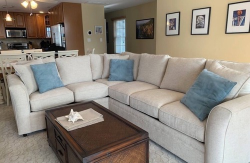 North Wildwood House | 4 bedroom, 3 bath - 2 blocks from beach!