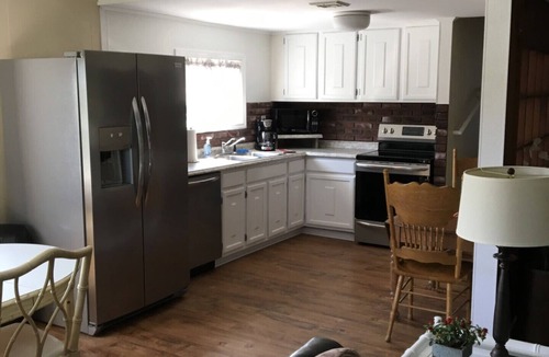 Marmora House | 4 Bedroom Apartment one Mile from Ocean City NJ