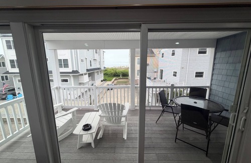 Sea Isle City House | 4 bedroom + bonus room house with ocean view in Sea Isle City