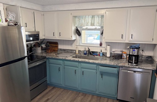 Beach Haven Cottage | 4-bedroom cottage in tranquil Beach Haven with AC comfort