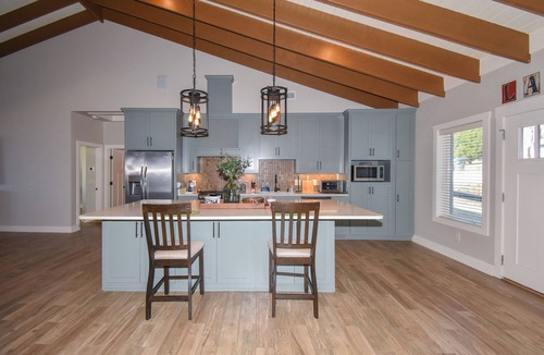Jacksons' Gap House | 4-bedroom house in charming Jackson's Gap with Boat Ramp/Pet Friendly/Super View