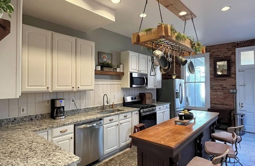 Downtown House | 4-bedroom Row Home with Speakeasy Style Bar In the Heart of Downtown Frederick