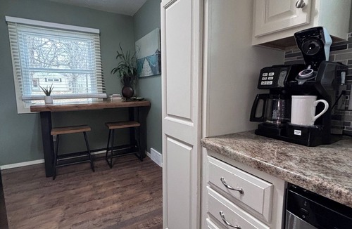 Sioux Falls House | 4-bedroom vacation home: Sleeps 12, 2 miles to DT & Premier Center