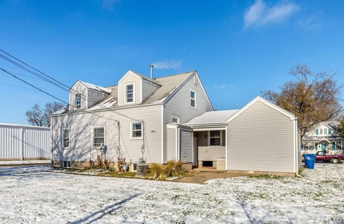 Wentzville House | 4 Bedroom Wentzville Adventure 3 King Bedroomsnn