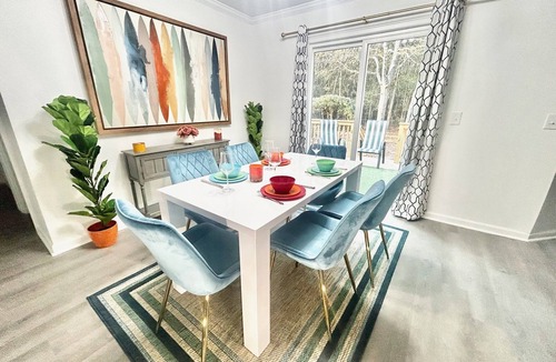 Huntcliff House | 4 BR Southern Dream Home