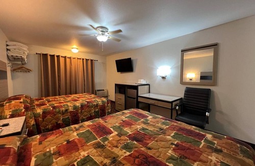 Nebraska City Hotel | 4 Budget-Friendly Rooms w/Free Parking – Minutes from Downtown