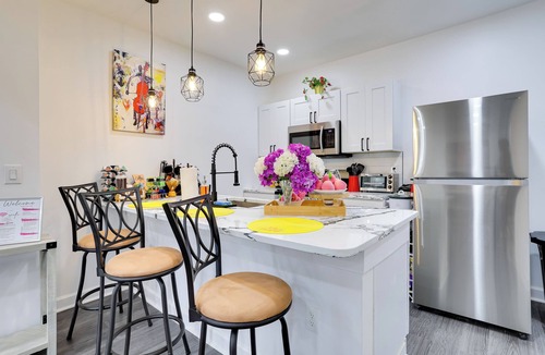 West Philadelphia House | ~ 4 Mi to Downtown Philadelphia: Cozy Retreat