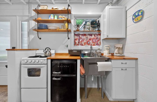 Caine Woods House | 401 142nd Street
