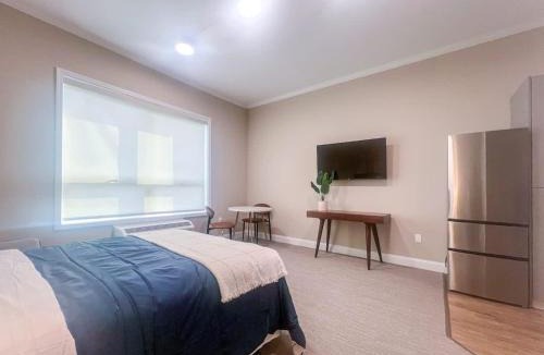 Morgan Apartment | 402 Modern Brand New Studio Apartment