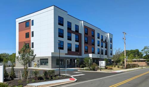 Morgan Apartment | 412 Modern Brand New Studio Apartment