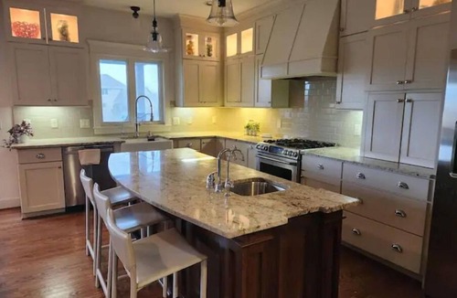 Grimes House | 4624 Luxury family home