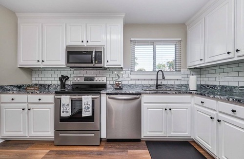 Hampton House | 4BD home with gameroom and pool, close to Langley & PTC!