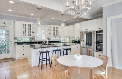Summerville House | 4BR/3BA Home for Masters in Historic District