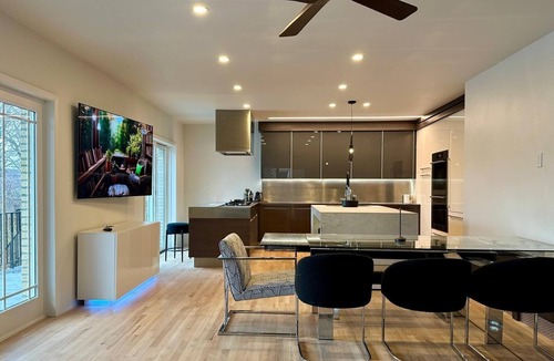 Ludlow House | 4BR Hudson River Views, First Train Stop NYC