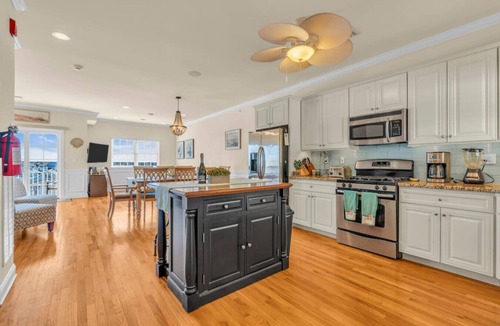Seaside Heights Condo | 4BR Rooftop Retreat Near Beach w/Elevator & Parking