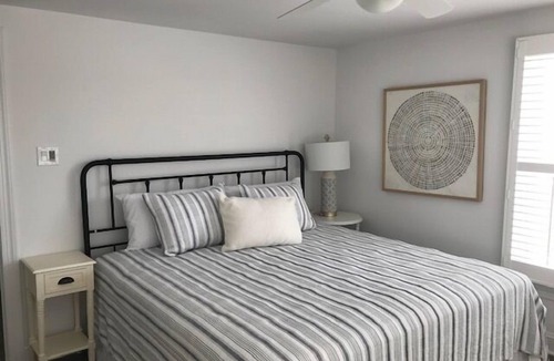 Stone Harbor House | 5 bedroom, 3 bath home located just 6 houses to the beach. The property is being totally updated with new kitchen,