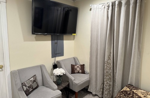 Keansburg Hotel | 5-bedroom motel in Keansburg including all facilities