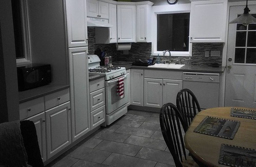Ortley Beach House | 5 Bedrooms Private Vacation Home In Toms River