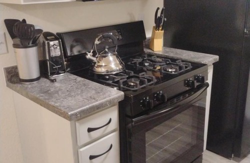 Bismarck Apartment | 5 blocks from the hospital!