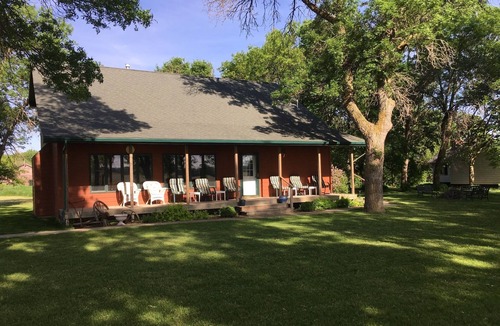 Watertown House | 5 BR/2.5 BA Hunting & Fishing Lodge