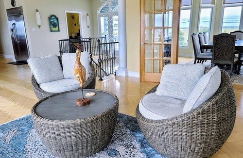 Cologne House | 5 BR Waterfront - Boat Slips - Pool - Beach